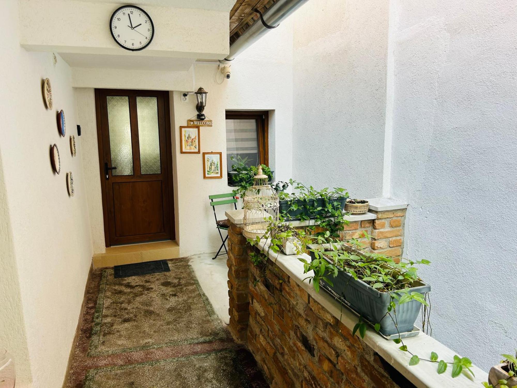 T4House Apartment Sighisoara Ngoại thất bức ảnh